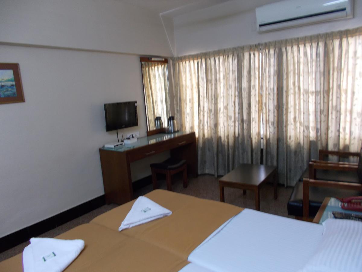 Biju'S Tourist Home Kochi ภายนอก รูปภาพ