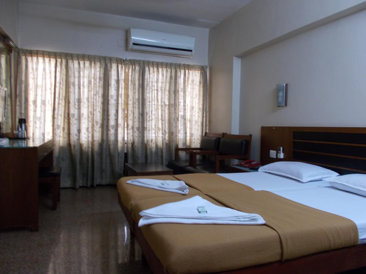 Biju'S Tourist Home Kochi ภายนอก รูปภาพ