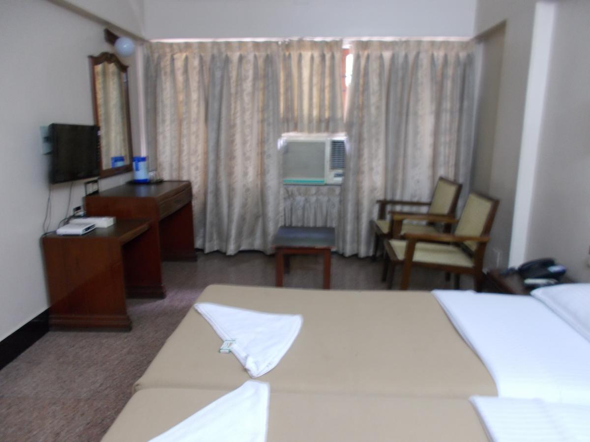 Biju'S Tourist Home Kochi ภายนอก รูปภาพ